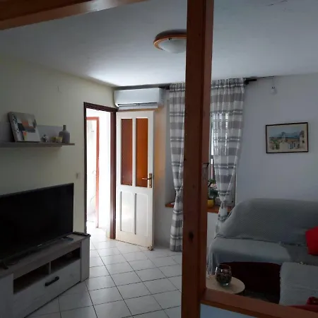 By The Sea Veli Iz, Iz - 18697 Apartment *